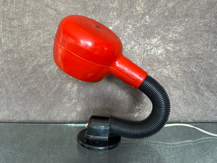 Cobra - The Soviet-Era Lamp - Lampe - Plast