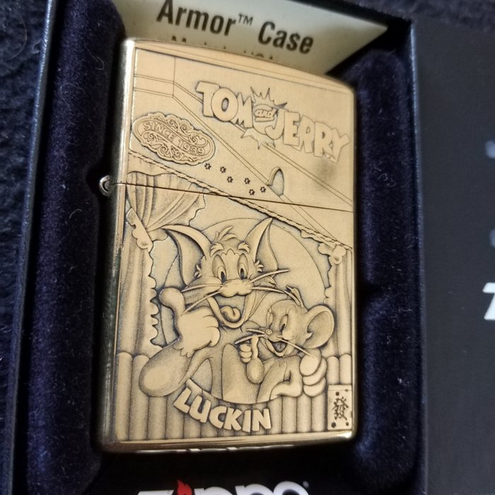 Zippo - 3D Tom  Jerry - heavy armor case - new - Lommelighter - Gylden messing