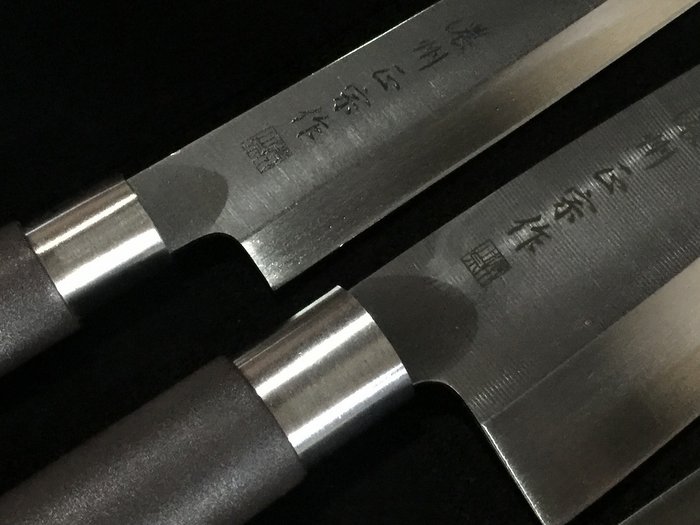 正宗 MASAMUNE / Set of 4 / 菜切 NAKIRI 出刃 DEBA 柳刃 YANAGIBA ペティ PETTY - Køkkenkniv -  Japansk køkkenkniv - Stål, Træ - Japan