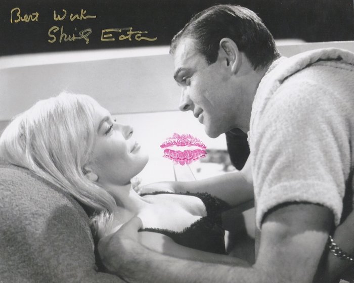 James Bond 007: Goldfinger - Signed by Shirley Eaton (Jill Masterson)