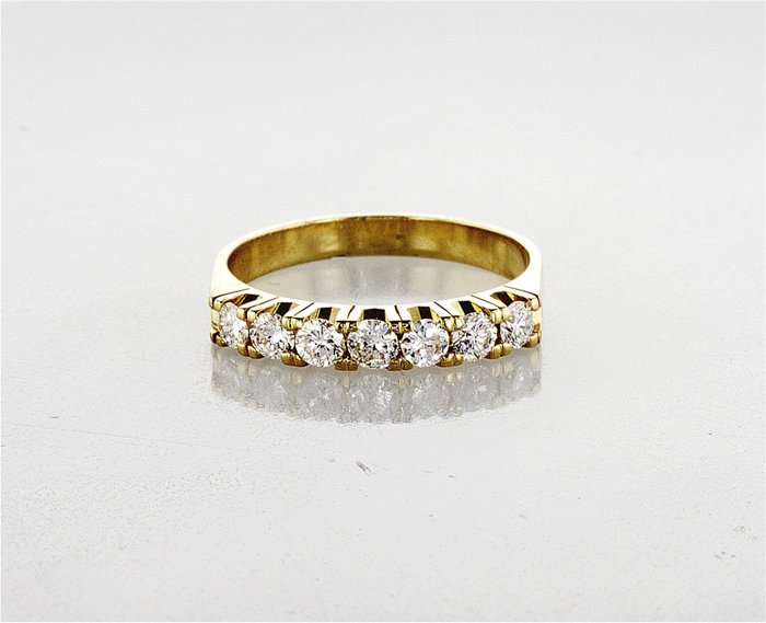 Forlovelsesring - 14 karat Hvidguld -  0.56ct. tw. Diamant (Natur)  - r79