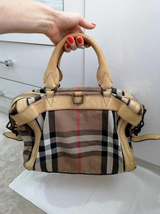 Burberry - Burberry check tote - Mulepose