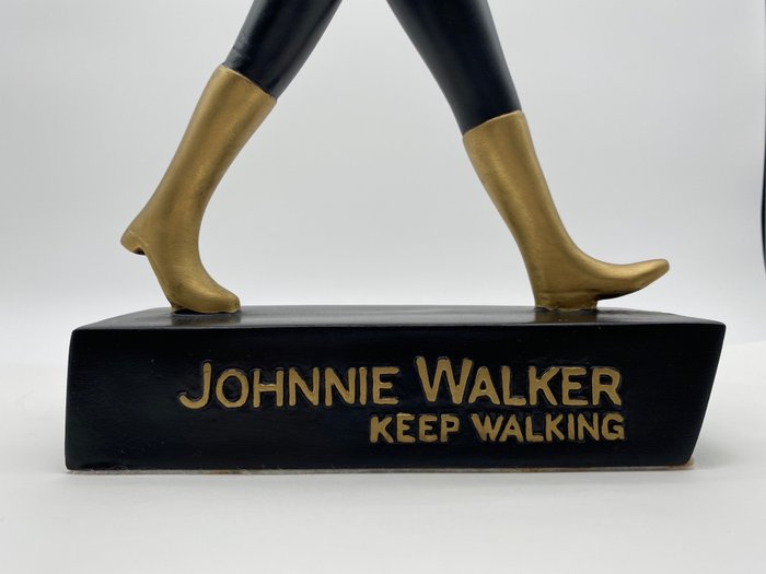 Johnnie Walker Keep walking Reklame figur - Harpiks - 2000-2010