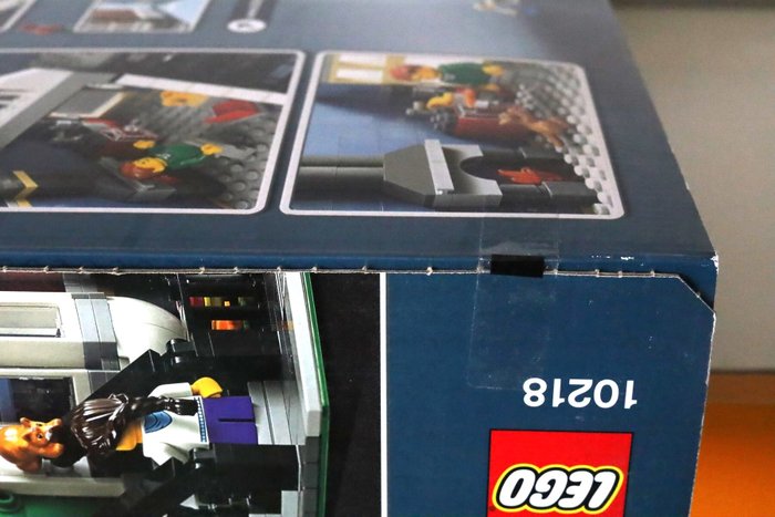 Lego - 10218 - Dierenwinkel - 2010-2020