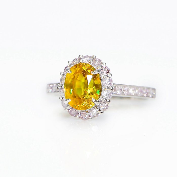 Ingen mindstepris - Ring - 14 karat Hvidguld -  232ct tw Sphene - Diamant - IGI 180 ct intens farve