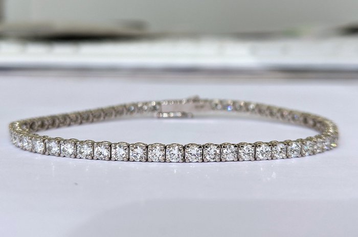 Ingen mindstepris - Tennisarmbånd - 14 karat Hvidguld -  5.17ct. tw. Diamant (Laboratoriedyrket) - D-E VVS IGI CERTIFICERT