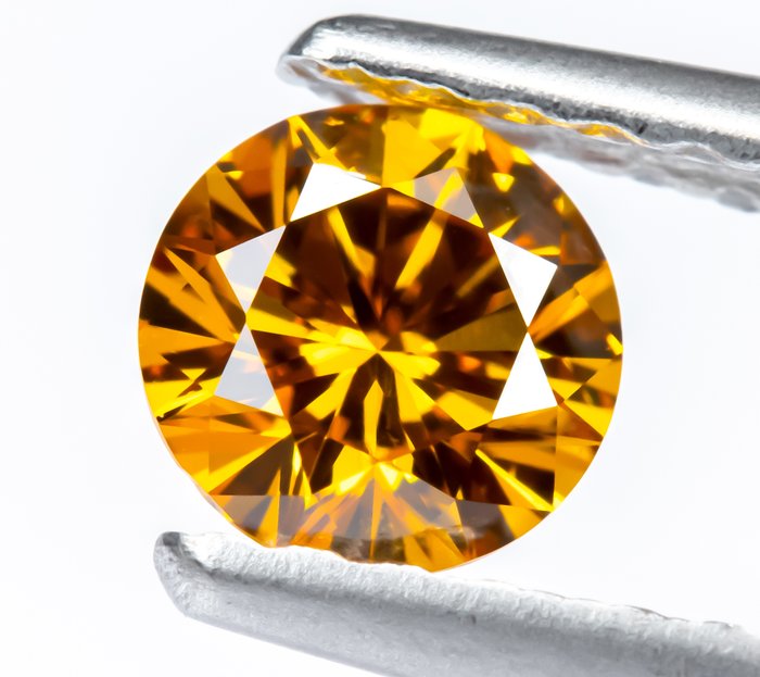 Ingen mindstepris - 1 pcs Diamant  (Naturfarvet)  - 033 ct - Rund - Fancy vivid Gullig Orange - SI1 - Gem Report Antwerp (GRA)