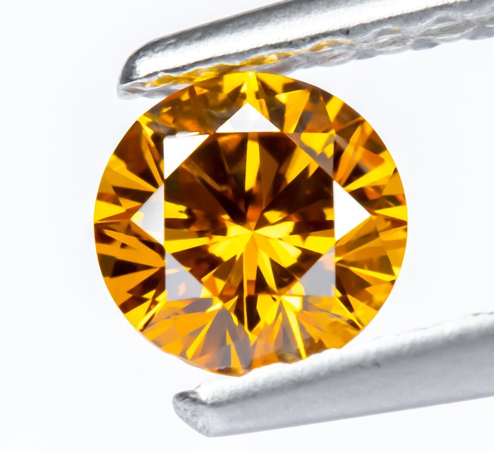 Ingen mindstepris - 1 pcs Diamant  (Naturfarvet)  - 033 ct - Rund - Fancy vivid Gullig Orange - SI1 - Gem Report Antwerp (GRA)