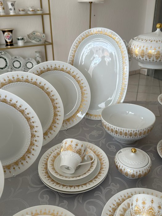 Hutschenreuther / Tierschenreuth - Bordservice til 12 (72) - Melodi Cantilene Guld - Porcelæn - Mad og kaffe service