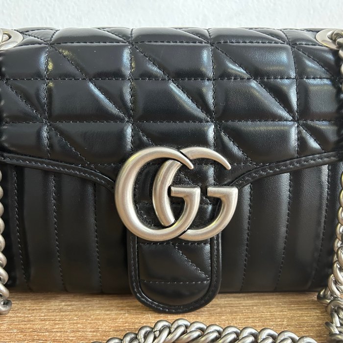 Gucci - Calfskin Matelasse Aria Small GG Marmont Shoulder Bag Black - Skuldertaske