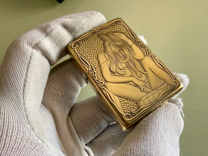 Zippo - Girls love cowboys - Lommelighter - messing