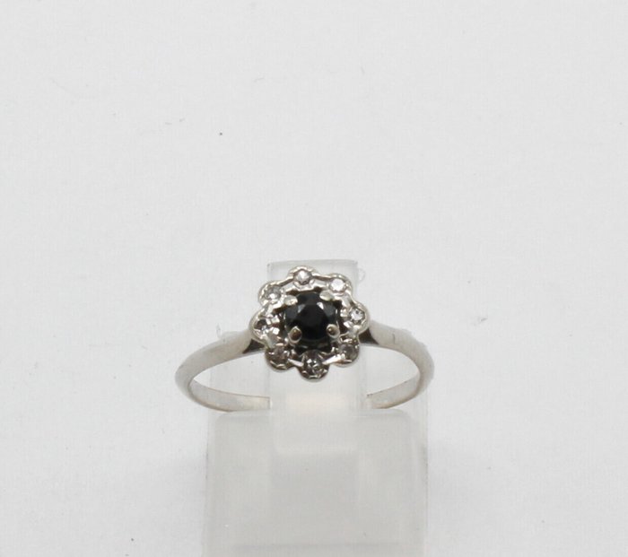 Ingen mindstepris - Ring - 18 kraat Hvidguld Safir - Diamant