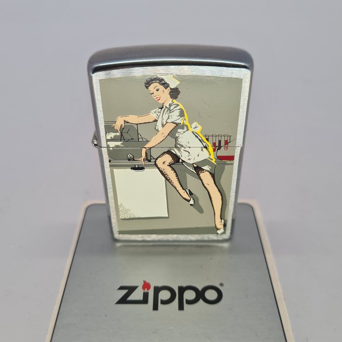 Zippo - Alberto Vargas - Lighter - Messing