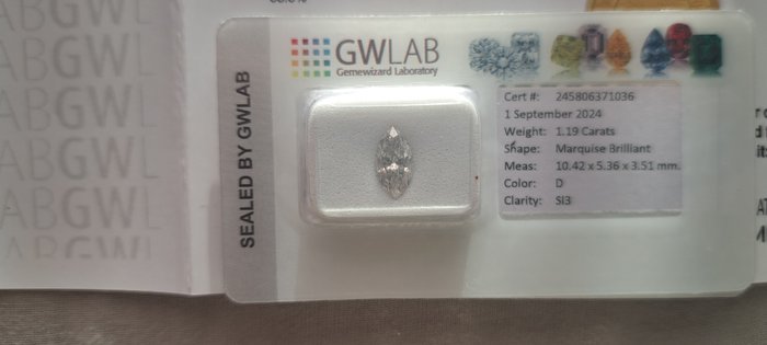 Ingen mindstepris - 1 pcs Diamant  (Natur)  - 119 ct - Marquise - D (farveløs) - SI3 - Gemewizard Gemological Laboratory (GWLab)