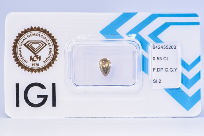 Ingen mindstepris - 1 pcs Diamant  (Naturfarvet)  - 0.53 ct - Pære - Fancy deep Grå, Grønlig Gul - SI2 - International Gemological Institute (IGI)