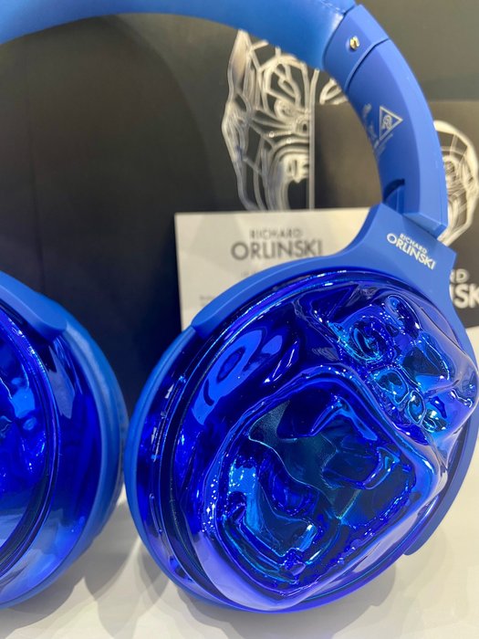 Richard Orlinski (1966) - Headphones Kong (metallic blue)