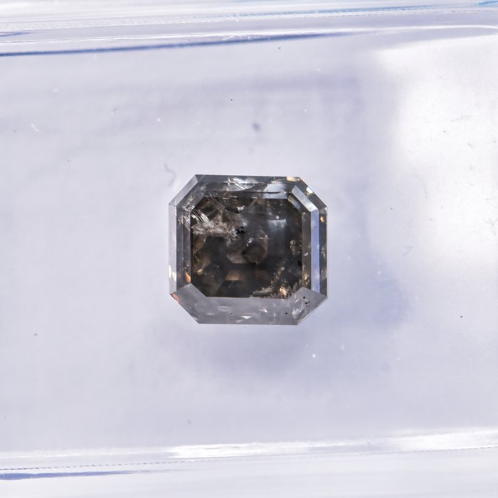 Ingen mindstepris - 1 pcs Diamant  (Naturfarvet)  - 1.44 ct - Smaragd - Fancy deep Grønlig Grå - I2 - International Gemological Institute (IGI)