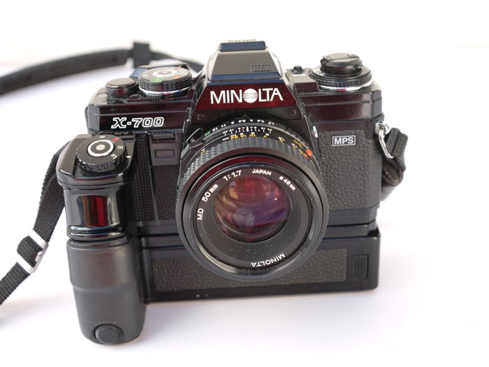 Minolta X 700 mit Minolta 50mm 1.7 und Motor Drive 1 Analogt kamera