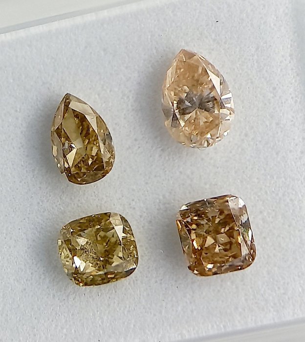 Ingen mindstepris - 4 pcs Diamant  (Naturfarvet)  - 0.94 ct - Blandet slibning - Fancy intense, Fancy light Brunlig, Grønlig, Gullig Blandet brun, Gul - I1, VS1 - Antwerp Laboratory for Gemstone Testing (ALGT)