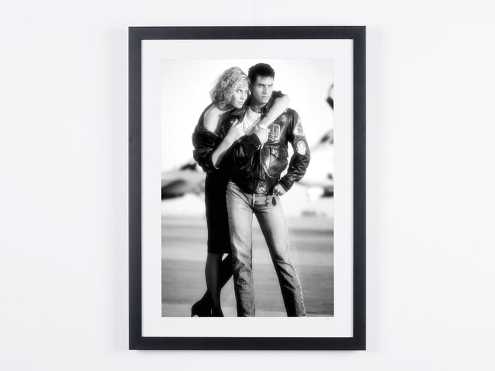 Top Gun (1986) - Tom Cruise  Kelly McGillis - Fine Art Photography - Luxury Wooden Framed 70X50 cm - Limited Edition Nr 01 of 50 - Serial ID 19982 - Original Certificate (COA), Hologram Logo Editor and QR Code