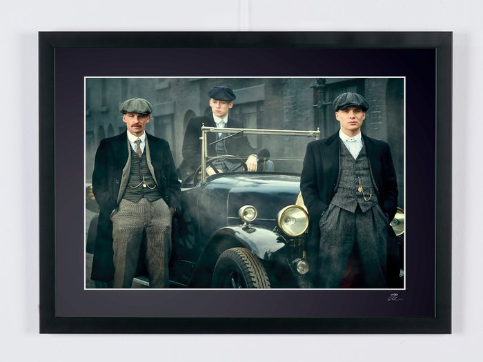 Peaky Blinders - JOE COLE - PAUL ANDERSON - CILLIAN MURPHY - Fine Art Photography - Luxury Wooden Framed 70X50 cm- Limited Edition Nr 02 of 30 - Serial ID 30639 - Original Certificate (COA), Hologram Logo Editor and QR Code - 100% New items.