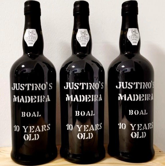 Justino's 10 years old Boal - Madeira - 3 Flasker (0,75 L)