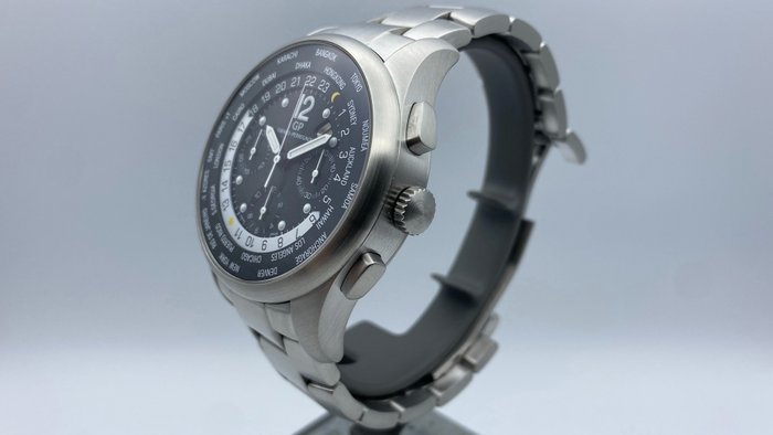 Girard-Perregaux - Worldtimer GMT - 49805-11-650-11A - Mænd - 2013