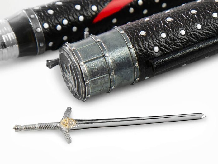 Montegrappa - THE WITCHER - Limited Edition * 1 - 199 * - ISWINRSE - 18K Gold - Swords  Emblems - New - Rollerpen