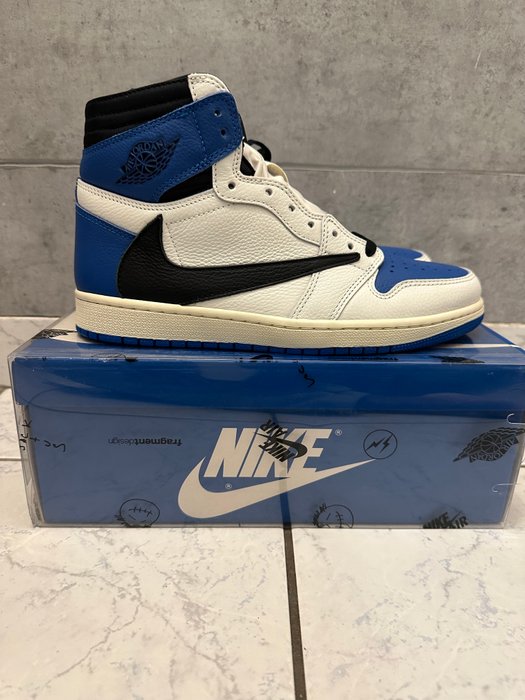 Air Jordan - Sneakers - Størelse: Shoes / EU 43