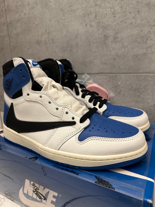 Air Jordan - Sneakers - Størelse: Shoes / EU 43