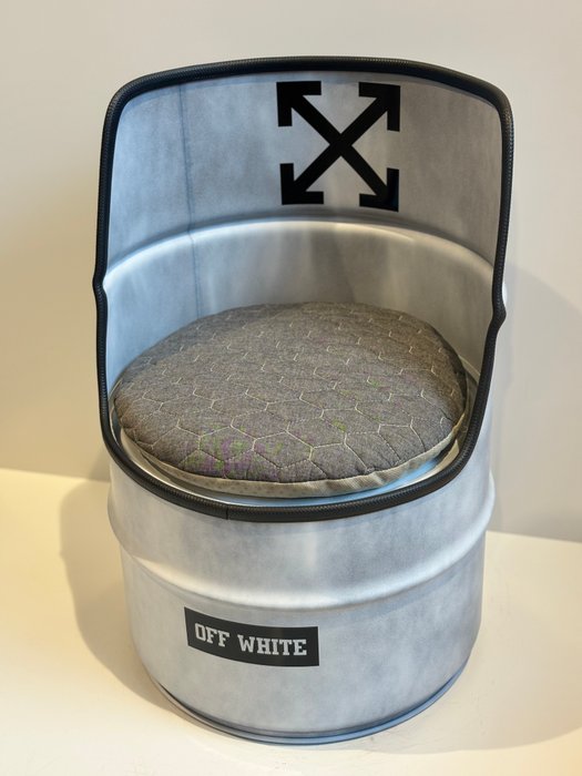 Rob VanMore - Barrel Seat Off White - 57cm