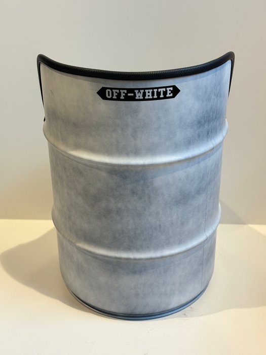 Rob VanMore - Barrel Seat Off White - 57cm