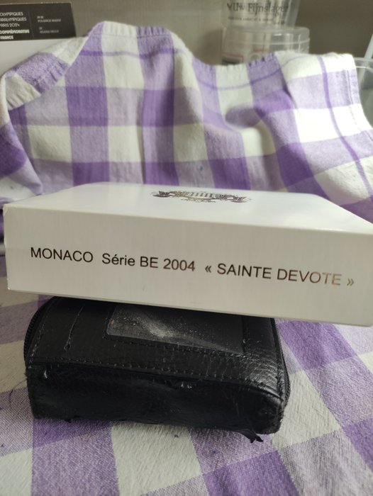 Monaco. Proof Set 2004 "Sainte Dévote" (incl. 5 euro zilver)