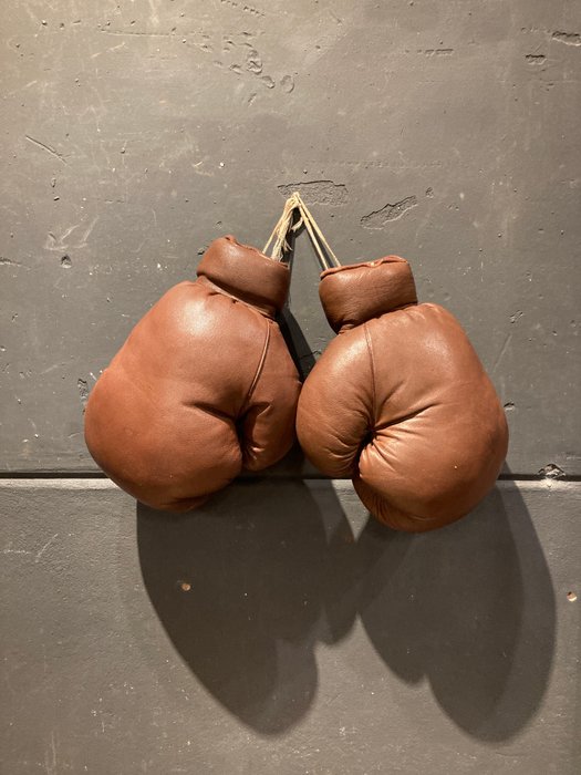 Boxing gloves, - Knockout - Vintage boksehandsker