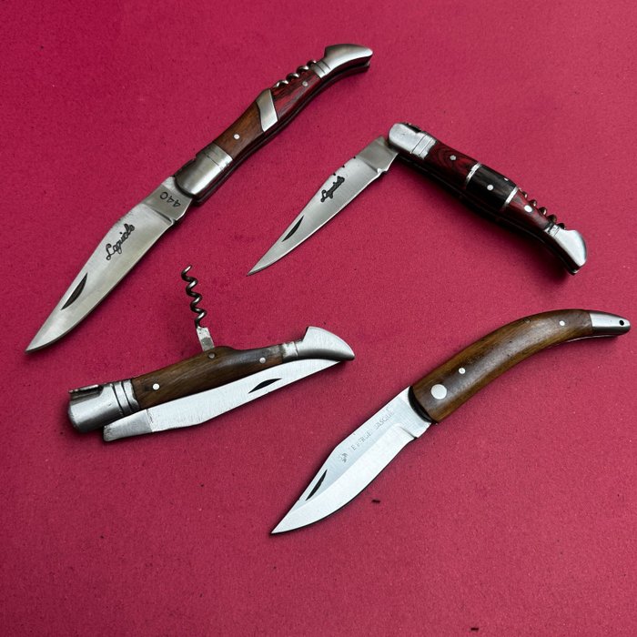 Køkkenkniv - Chef's knife - Stål, Træ, Legendarisk køkken + lommeknive - lige fra landsbyen Laguiole - Blandede gamle stavknive - Frankrig