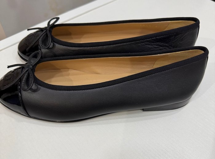 Chanel - Ballerinaer - Størelse: Shoes / EU 36.5