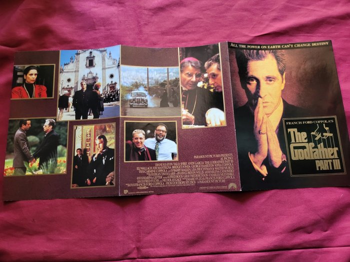 " THE GODFATHER PART III " - Al Pacino GET FONDA - Press Kit with 25 photos