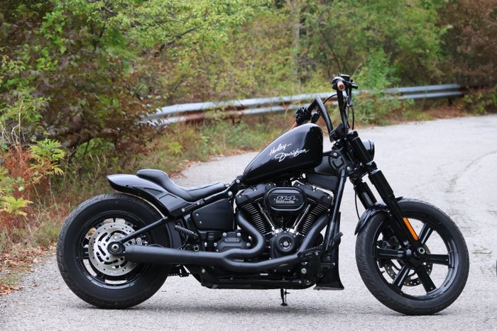 Harley-Davidson - Street Bob 114 - 1868 cc - 2022