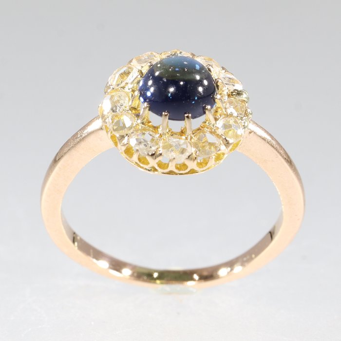 Ingen mindstepris - Ring - 18 kraat Gulguld, Rosaguld - Safir - Diamant, antik, 1880