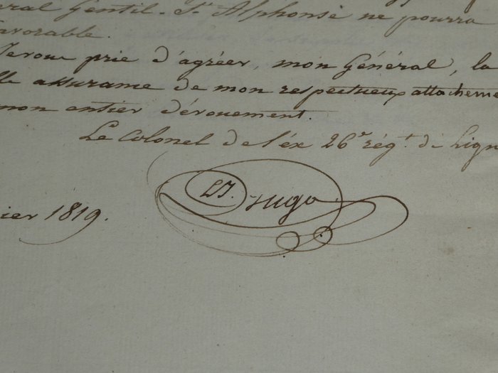 Joseph Léopold Sigisbert Hugo, père de Victor Hugo - Lettre signée adressée au lieutenant général des armées du Roi - 1819