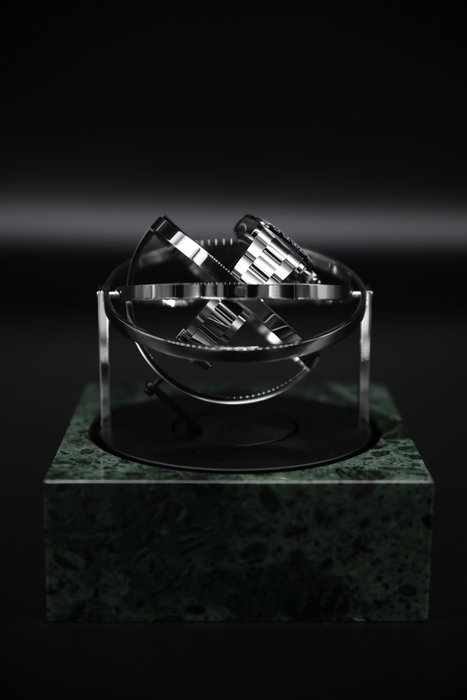 Marble Watch Winder - Limited Edition xxx/287 - Silver/Green Marble The Voyager 1 by Elbrus Horology