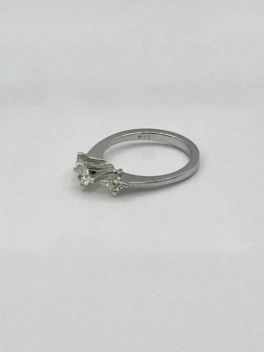 Forlovelsesring - 14 karat Hvidguld -  0.48ct. tw. Diamant (Natur)