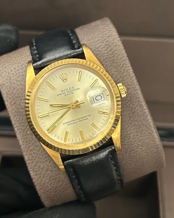 Rolex - Oyster Perpetual Date - 15038 - Mænd - 1970-1979