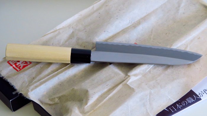 Satake - Køkkenkniv - Santoku - Stål - Japan - Japansk SANTOKU