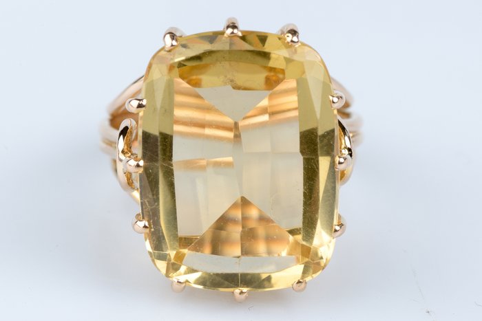 Ring - 18 kraat Gulguld -  8.21ct. tw. Citrin