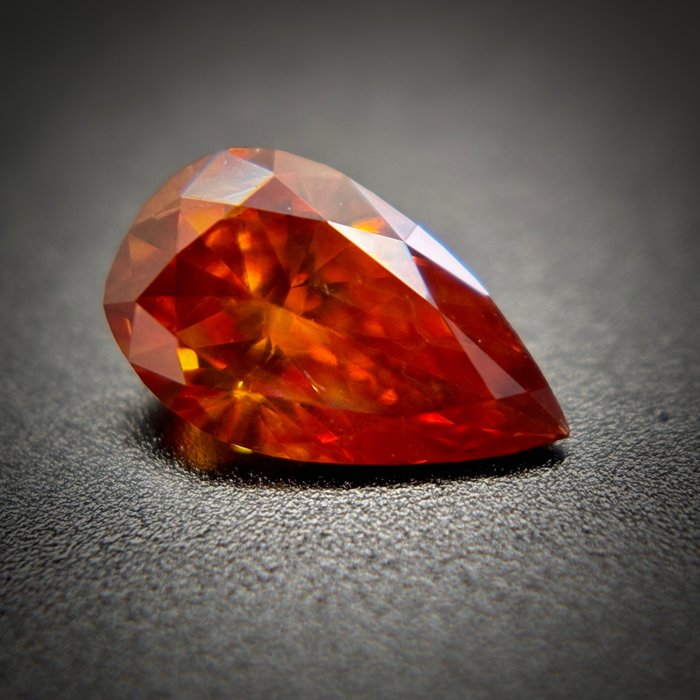 1 pcs Diamant  (Naturfarvet)  - 0.21 ct - Pære - Fancy deep Orange Gul - SI2 - International Gemological Institute (IGI)