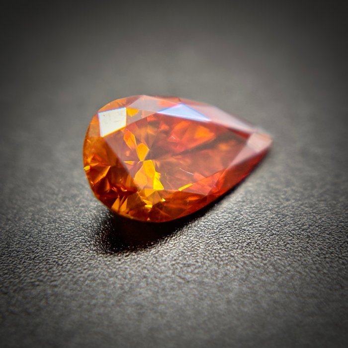 1 pcs Diamant  (Naturfarvet)  - 0.21 ct - Pære - Fancy deep Orange Gul - SI2 - International Gemological Institute (IGI)