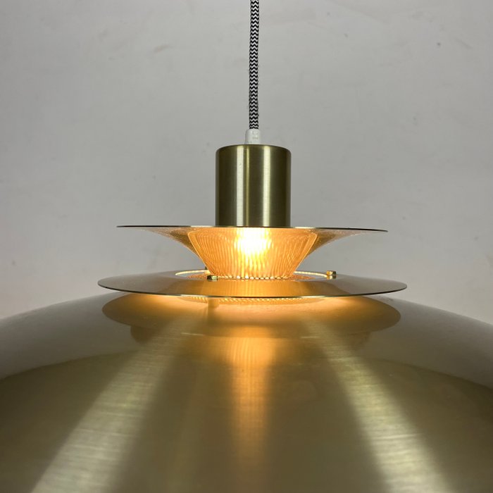 Jeka - Hængende lampe - Aluminium