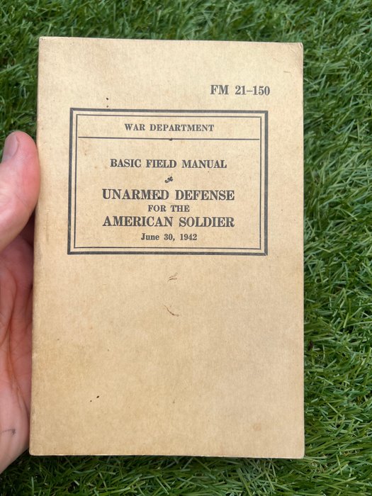 Verenigde Staten van Amerika - Official US Army Soldiers Hand-To-Hand Fighting Handbook! - >300 pages!! - Commando - Ranger - Special Forces - 1942