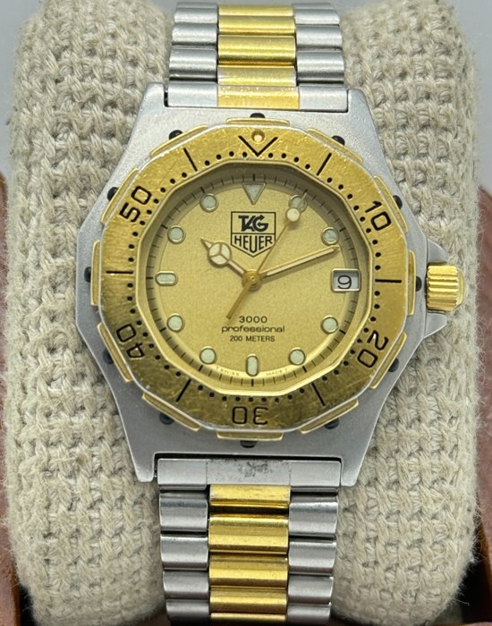 TAG Heuer - 3000 Professional - Ingen mindstepris - Ref.934.413 - Unisex - 1970-1979